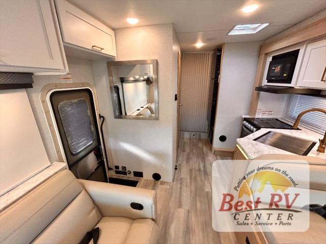 2027 Ford E-450 Cutaway Unknown