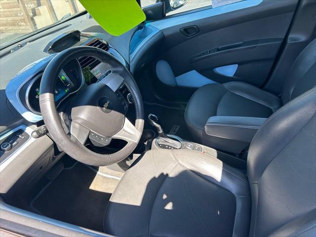2014 Chevrolet Spark EV 2LT