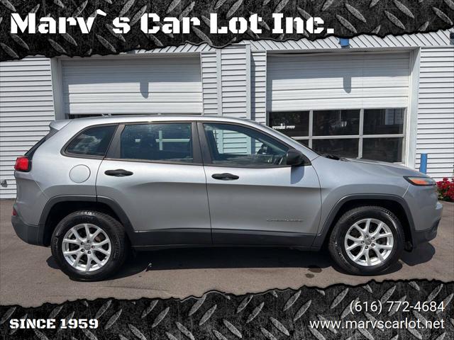 2015 Jeep Cherokee Sport for sale in Zeeland, MI