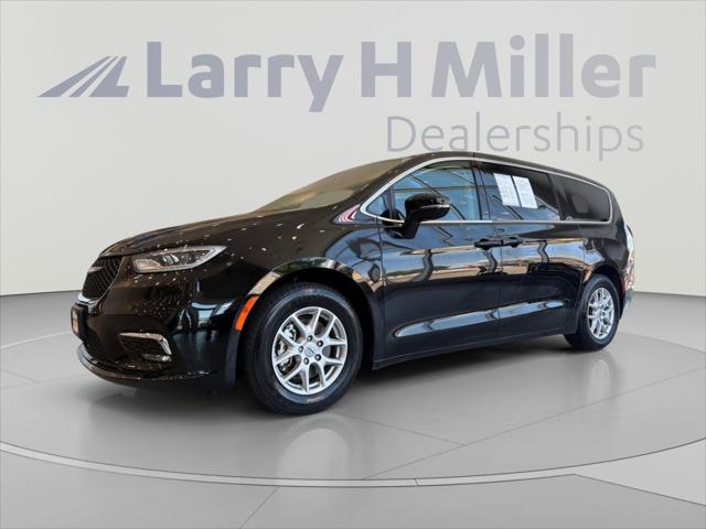 2024 Chrysler Pacifica Touring L for sale in Denver, CO