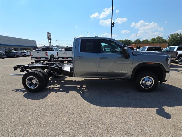 2026 GMC Sierra 3500HD Double Cab, Long Bed, SLE Dual Rear Wheel, 4WD