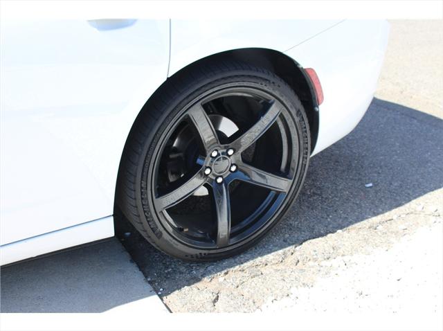 2019 Dodge Charger SXT RWD
