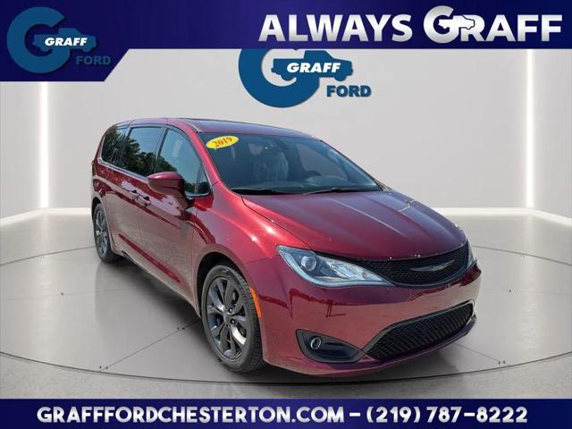 2019 Chrysler Pacifica Touring Plus for sale in Chesterton, IN
