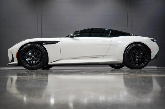 2024 Aston Martin DB12 Base for sale in Naples, FL
