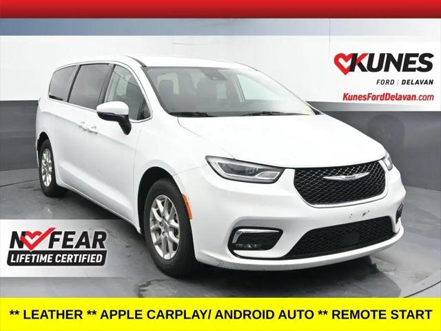 2023 Chrysler Pacifica Touring L for sale in Delavan, WI