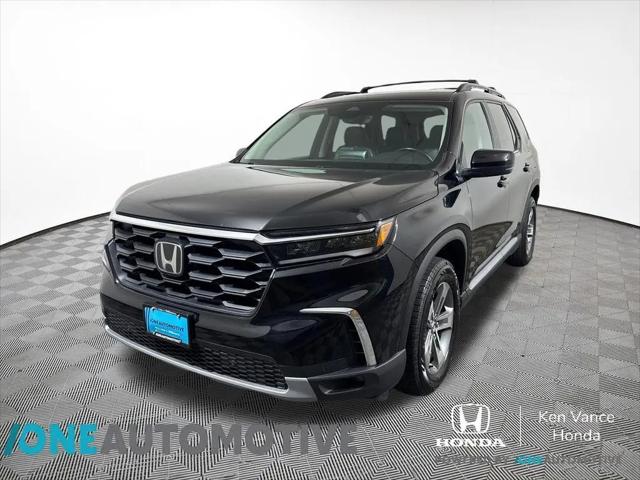 2023 Honda Pilot AWD EX-L 8 Passenger for sale in Eau Claire, WI