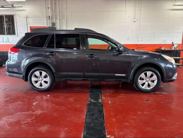 2011 Subaru Outback 2.5i Premium for sale near Franklin, OH