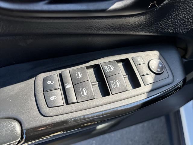 2023 Jeep Cherokee Altitude Lux 4x4