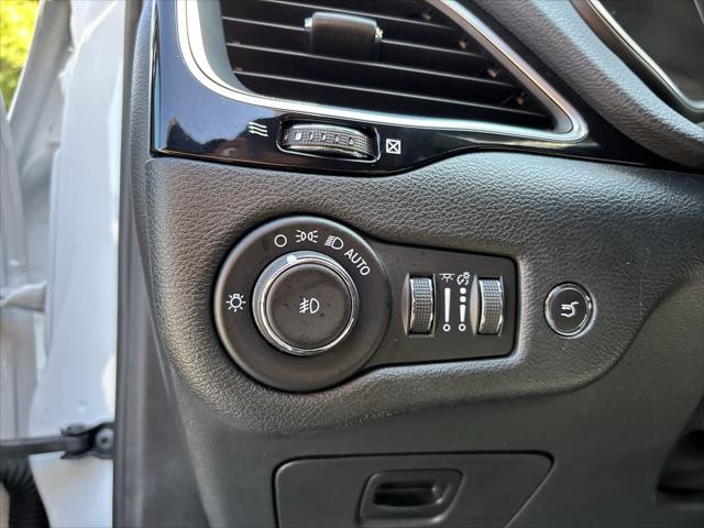2023 Jeep Cherokee Altitude Lux 4x4