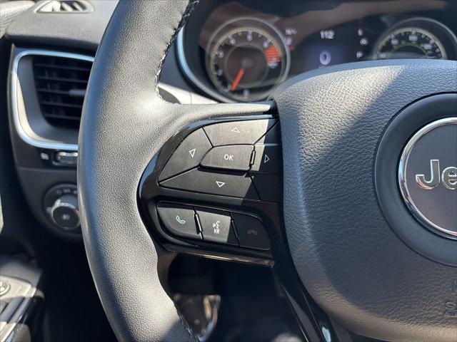 2023 Jeep Cherokee Altitude Lux 4x4