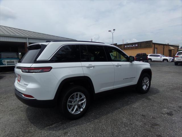 2026 Jeep Grand Cherokee GRAND CHEROKEE LAREDO X 4X4