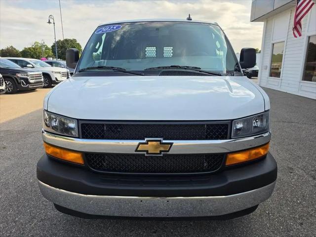 2025 Chevrolet Express Cargo Van RWD 2500 Regular Wheelbase WT for sale in Frankenmuth, MI