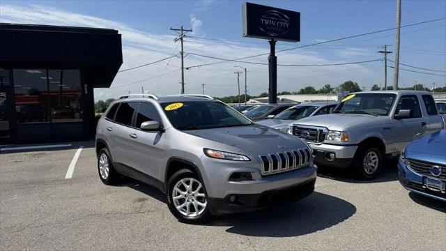 2017 Jeep Cherokee Latitude for sale in Bloomington, IL
