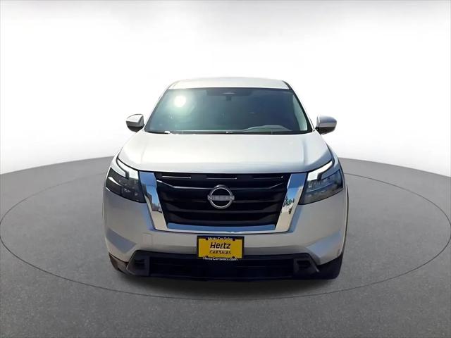 2025 Nissan Pathfinder SV FWD