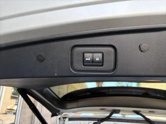 2025 Nissan Pathfinder SV FWD