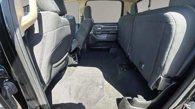 2020 Ram 1500 Big Horn Crew Cab 4x4 64 Box