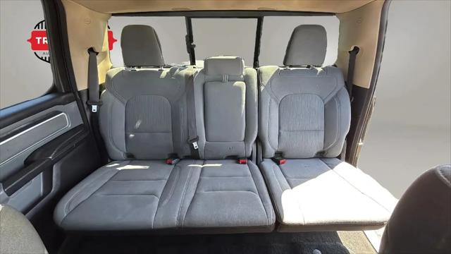 2020 Ram 1500 Big Horn Crew Cab 4x4 64 Box