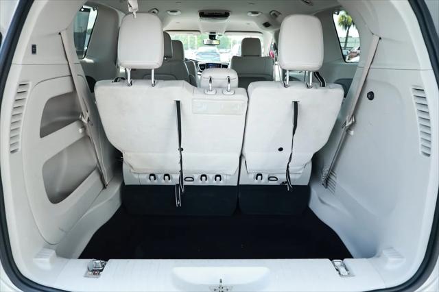 2017 Chrysler Pacifica Touring-L