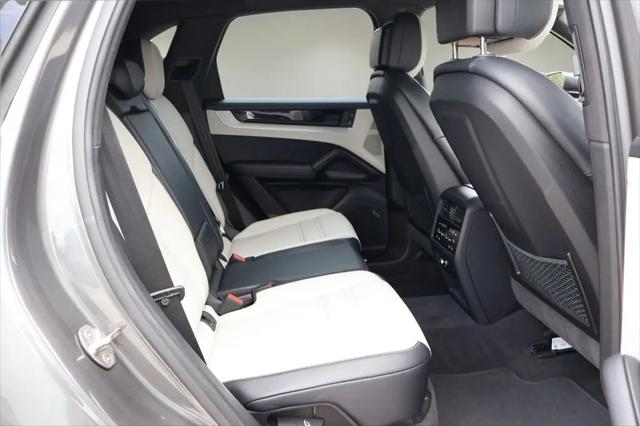 2024 Porsche Cayenne Cayenne