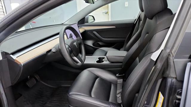 2021 Tesla Model 3 Standard Range Plus Rear-Wheel Drive