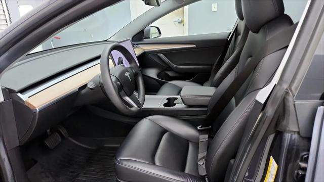 2021 Tesla Model 3 Standard Range Plus Rear-Wheel Drive