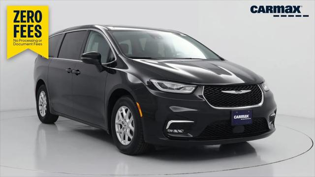 2023 Chrysler Pacifica Touring L for sale in Tinley Park, IL