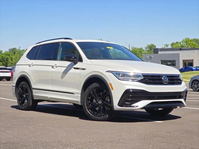 2023 Volkswagen Tiguan 2.0T SE R-Line Black for sale near Dayton, OH