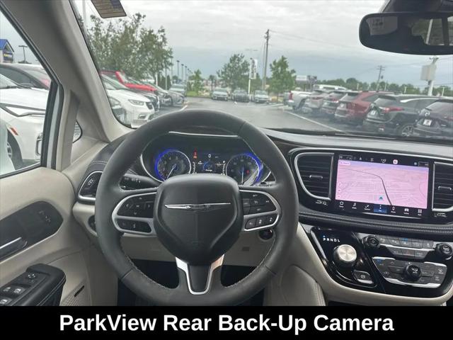 2022 Chrysler Pacifica Limited AWD