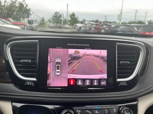2022 Chrysler Pacifica Limited AWD