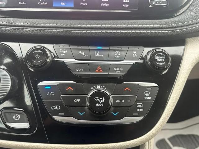 2022 Chrysler Pacifica Limited AWD