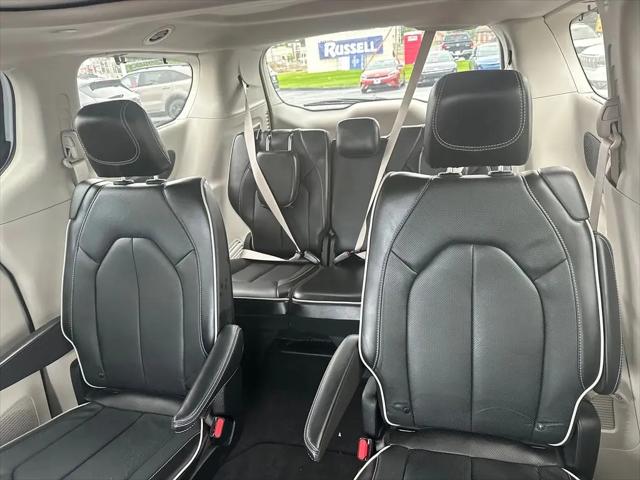 2022 Chrysler Pacifica Limited AWD