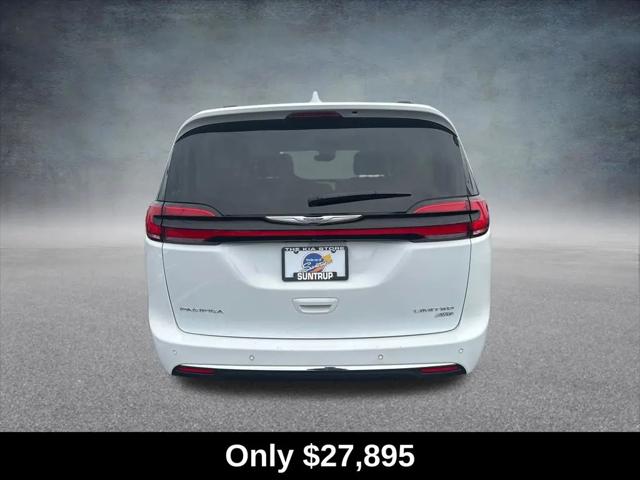 2022 Chrysler Pacifica Limited AWD