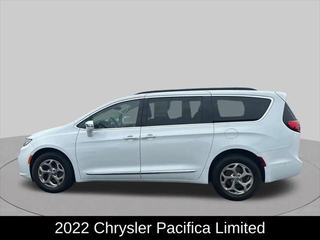2022 Chrysler Pacifica Limited AWD