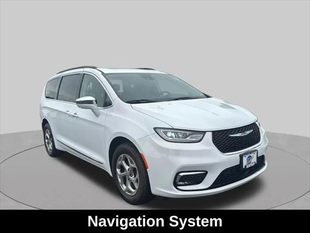 2022 Chrysler Pacifica Limited AWD