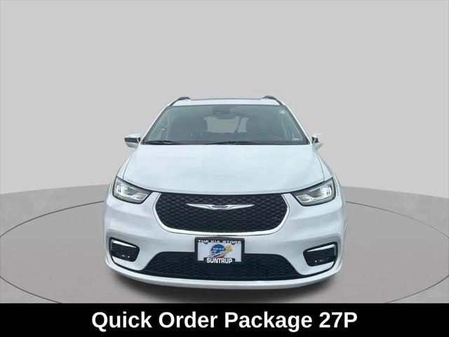 2022 Chrysler Pacifica Limited AWD
