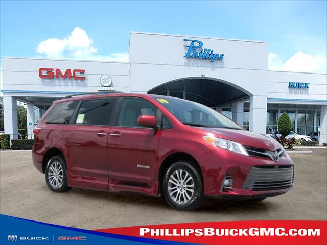 2019 Toyota Sienna XLE 7 Passenger for sale in Fruitland Park, FL
