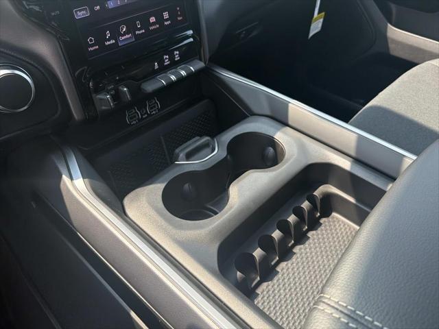 2026 RAM Ram 1500 RAM 1500 BIG HORN CREW CAB 4X4 57 BOX 2026 RAM Ram 1500 RAM 1500 BIG HORN CREW CAB 4X4 57 BOX