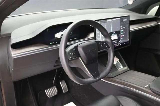 2024 Tesla Model X Long Range