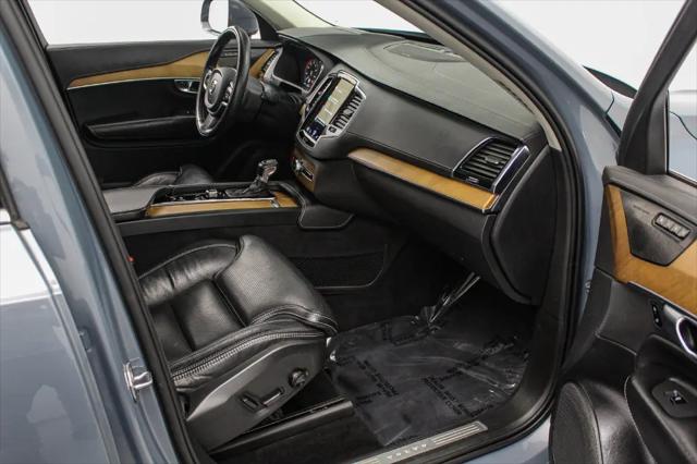 2020 Volvo XC90 T6 Inscription 7 Passenger