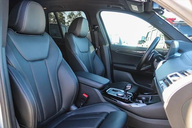 2023 BMW X3 M40i