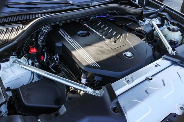 2023 BMW X3 M40i