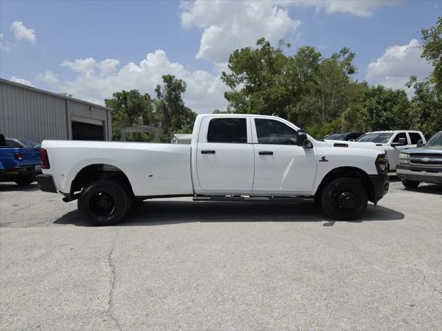 2025 Ram 3500 Tradesman Crew Cab 4x4 8 Box