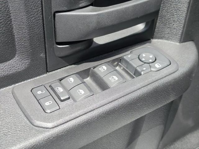 2025 Ram 3500 Tradesman Crew Cab 4x4 8 Box