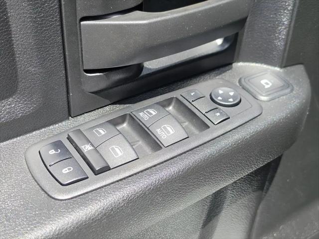 2024 Ram 3500 Tradesman Crew Cab 4x4 8 Box