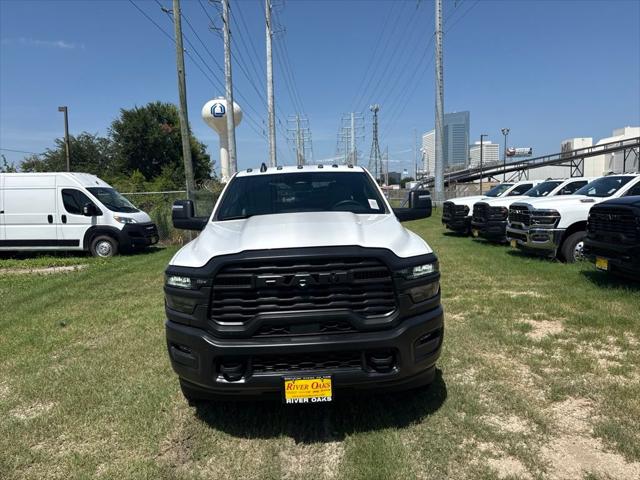 2026 RAM 3500 Chassis RAM 3500 TRADESMAN CREW CAB CHASSIS 4X4 60 CA