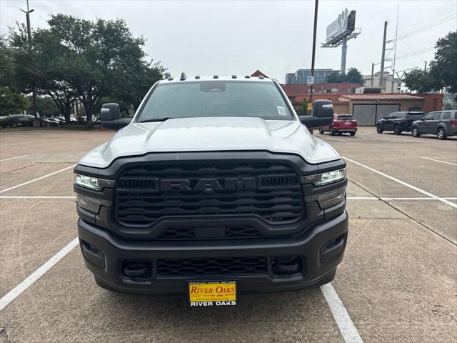 2026 RAM 3500 Chassis RAM 3500 TRADESMAN CREW CAB CHASSIS 4X4 60 CA