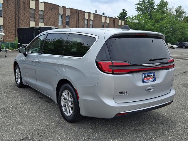 2024 Chrysler Pacifica Touring L 2024 Chrysler Pacifica Touring L