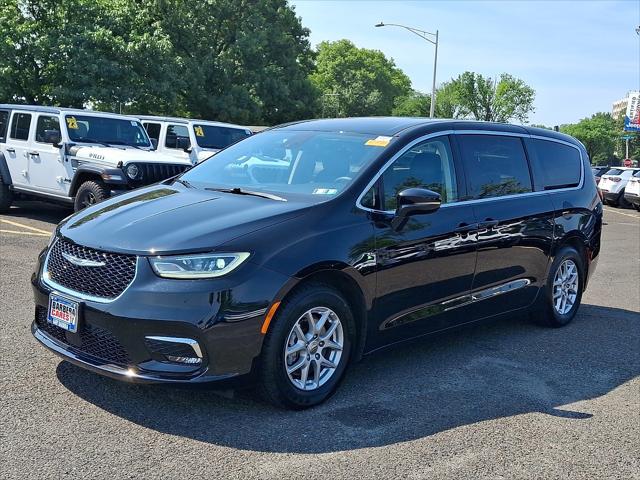 2024 Chrysler Pacifica Touring L 2024 Chrysler Pacifica Touring L