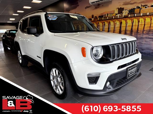 2022 Jeep Renegade Latitude 4x4 2022 Jeep Renegade Latitude 4x4