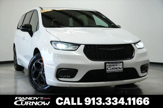 2024 Chrysler Pacifica Hybrid S Appearance Pkg for sale in Kansas City, KS